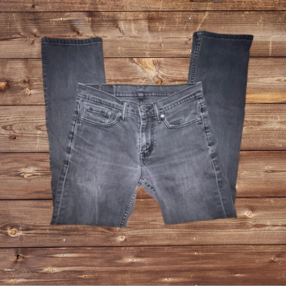 Levi’s 514™ Slim Straight Jeans, Size 29x32 - Gray Wash